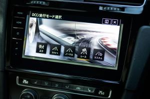 Volkswagen Golf R 5-Door 2017 года  (JP)